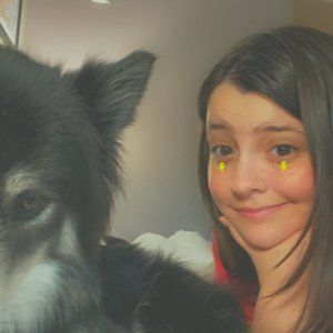 Meet your Posher, Caitlin